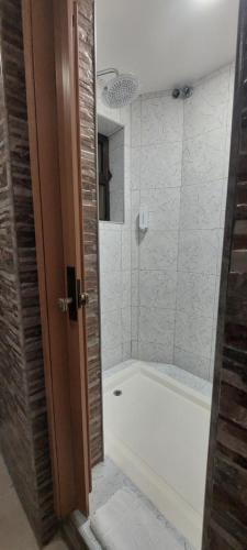 Double Room with Terrace image 4