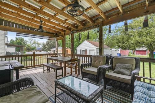 The Great Escape - renovated in-town charm! in Cape Charles