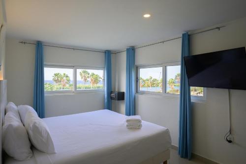 2 bedrooms, 4 beds