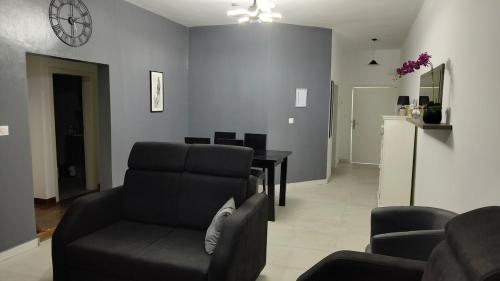 Modern and cozy apartment – khách sạn tại Grand-Bassam