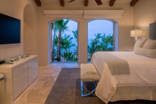 Beautiful 3 Bd Villa with Staff and Steps from the Beach in Villas Del Mar Palmilla in San José del Cabo, Mexico