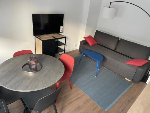 Közös társalgó / TV, Appartement T2 - 202 - Hyper Centre - Intégralement rénové - Toutes commodités à pied (Appartement T2 - 202 - Hyper Centre - Integralement renove - Toutes commodites a pied) in Szent-Nazaire