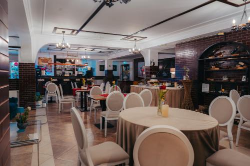 Restaurant, Curtea Domneasca in Vaslui