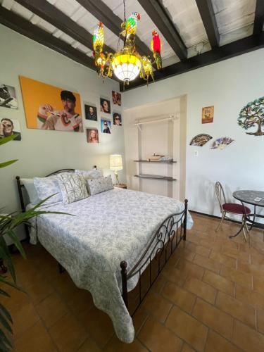 ★ Gorgeous Vintage Apt at Casa of Essence located in ♥ of Old San Juan ★ - image 10