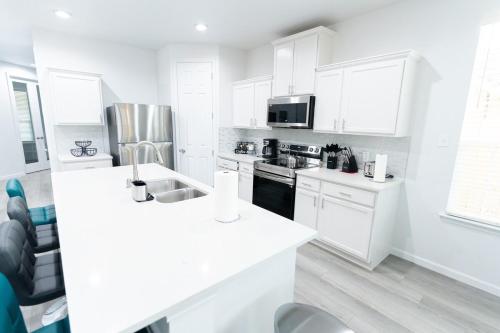 Facilities, Luxurious 3BR Heartfelt Space in Dallas in South Dallas