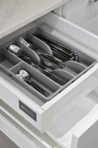 Luxury Home Near Dt And Yvr W 2 Indoor Parking