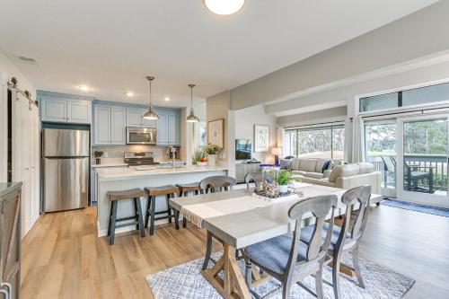 Walk to Community Beach Coastal Carolina Condo