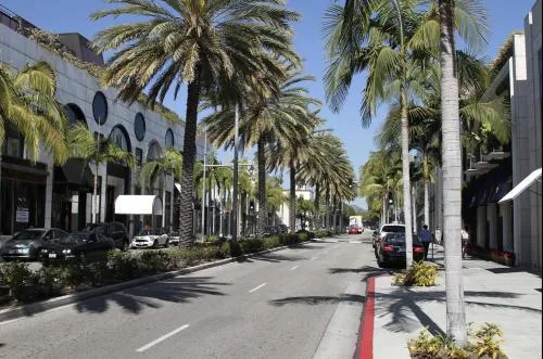 Beverly Estates photo 2