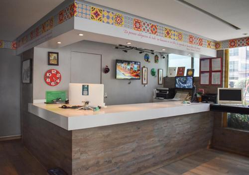 大堂, Frida Costa Azul in 特拉爾潘-Taxqueña