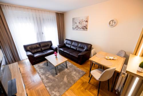 Novi Sad Premium Fair Apt - Fast WiFi