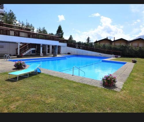 Crans Montana-Snow island in 克蘭斯蒙塔納