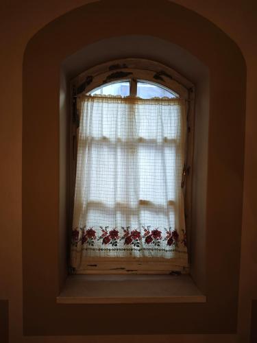 Twin Room with Private Bathroom image 6