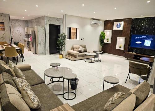 شقة بنظام فيلا مستقلة بالكورنيش apartment with villa system, Dschidda (Foto 2)
