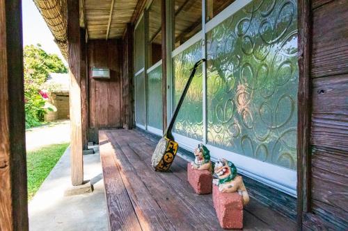 沖縄本島 猫宿 Muribushi-inn シングルルーム プール