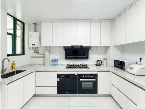 Tyms 2BR 2BA Apt Near MetroCity Line 1 9, Shanghai (foto 6)