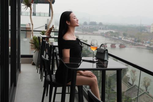 Khách sạn Phố cổ Hotel Ninh Bình - 편의 시설/서비스