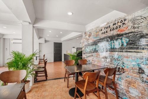 餐厅, Chill Inn Hub in 拉迈海滩