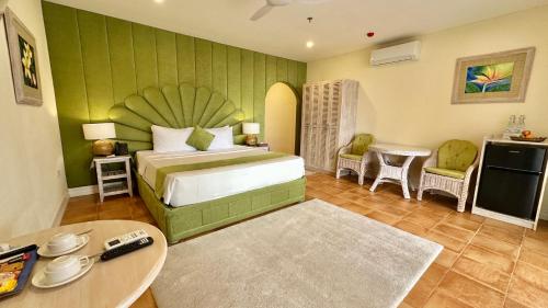 room detail thumbnail 0