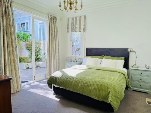 A Central City Historic Escape near Mount Kaukau