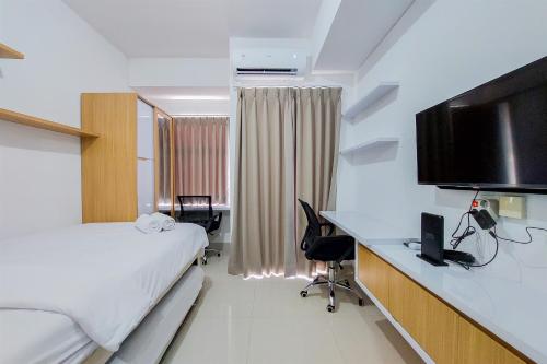 Cozy and Nice Studio Apartment at Serpong Garden By Travelio, Tangerang