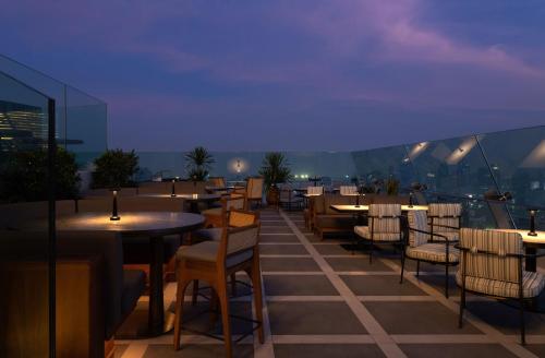 Dusit Thani Bangkok - image 3
