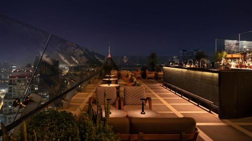 Dusit Thani Bangkok - image 9