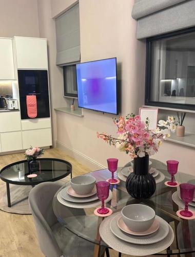Pretty Pink Posh Penthouse, Manchester (foto 9)