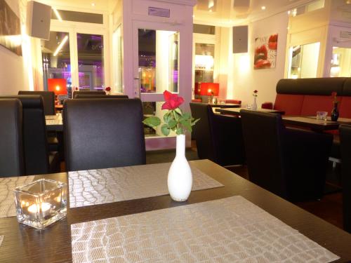 餐廳, Aparthotel C'est la vie in 薩爾路易斯