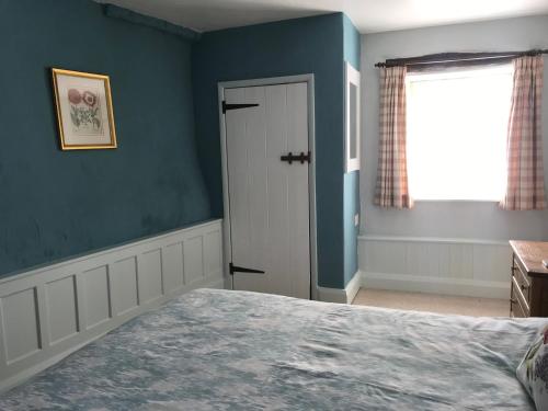 Tyee Cottage - image 3