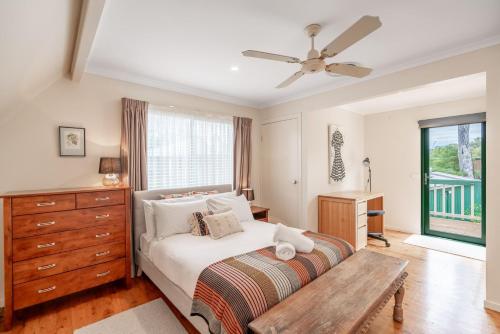 Rosa-Tranquil Retreat Near Malua Bay Beach