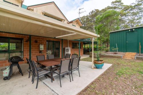 Rosa-Tranquil Retreat Near Malua Bay Beach