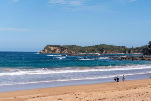 Rosa-Tranquil Retreat Near Malua Bay Beach