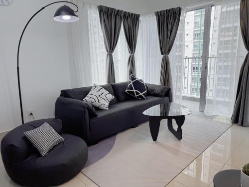 NEW Minimalist Cozy 3R3B SgBesi - 6 pax, Kuala Lumpur