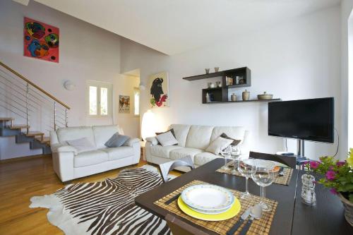Apartment mit Balkon