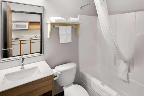 Birch Hill Suites Rochester - Med City