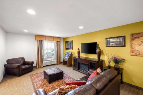 Days Inn & Suites by Wyndham Rochester South in Rochester, USA