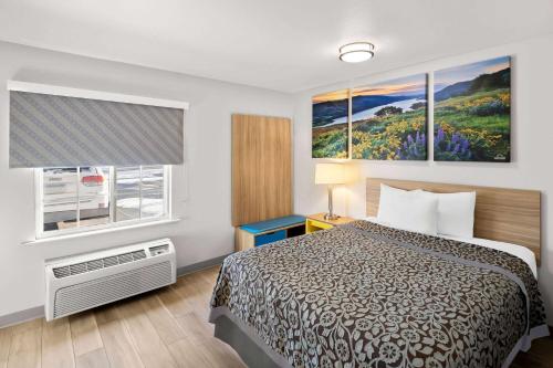 1 queen bed