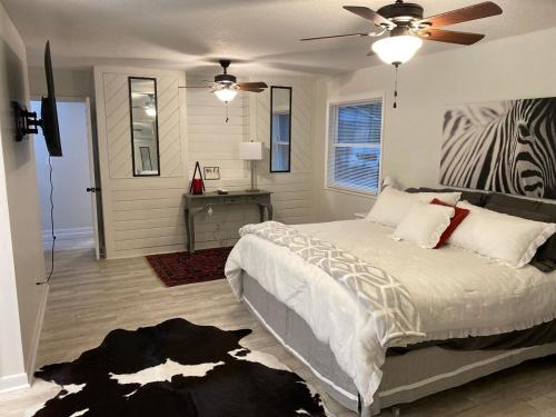 Brookhaven Manor - image 14