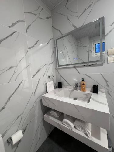 Le silver appartement 2 chambres - image 4