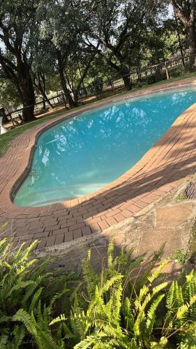 Cottage 2 at Cynthias Country, Hartbeespoort (foto 9)