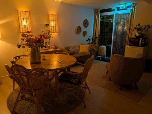 Een Nije Dei in Arum