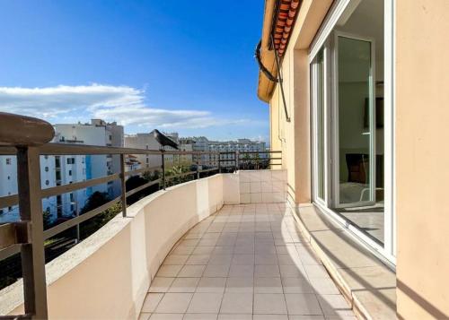 Stylish 3P, 2 pas la Croisette in Pointe Croisette