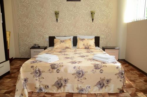 Ivan Da Mariya Guest House - image 10