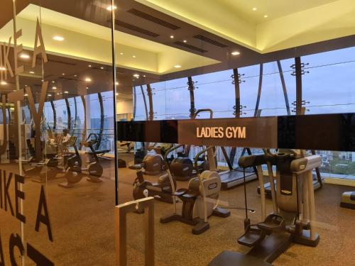 M city Service Suite M city Service Suite