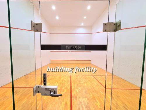 M city Service Suite M city Service Suite