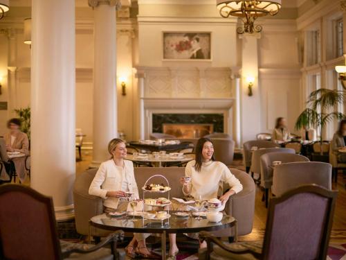 654920298 Fairmont Empress Hotel