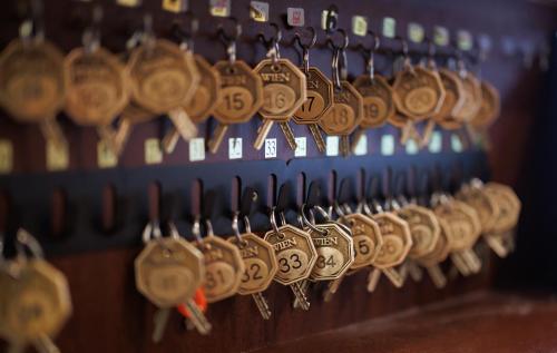 Continental Hotel-Pension - image 6