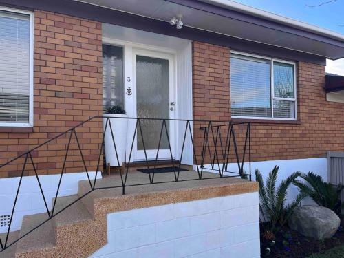 Best on the Block minimum four nights in أونيهونجا