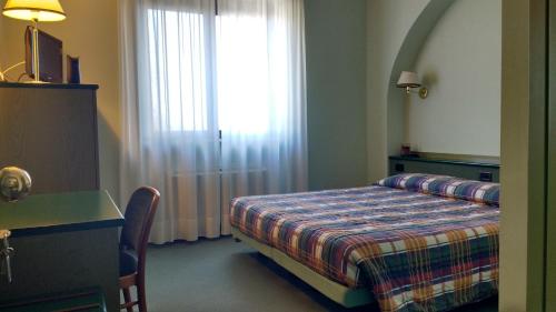 Guestroom, Hotel La Goletta in Binasco