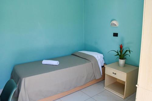 1 twin bed